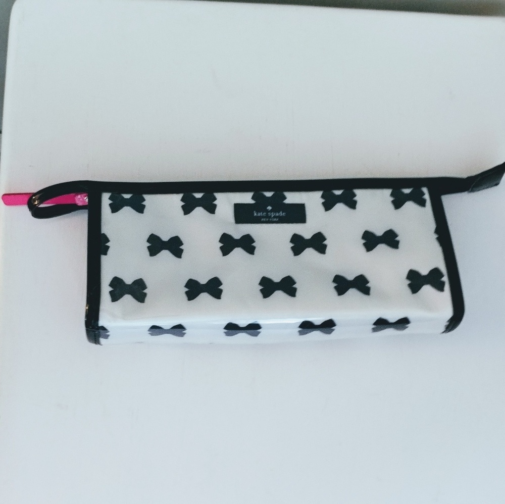 NWOT Kate spade bow makeup bag